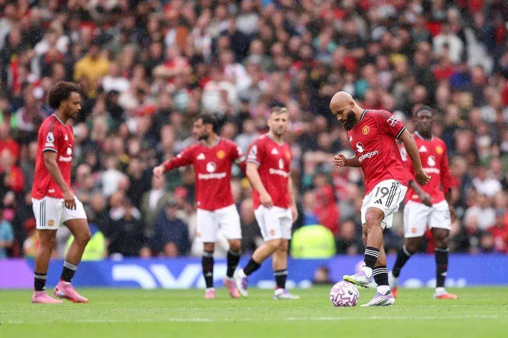 无缘欧战!曼联欲设“周中友谊赛”赚钱 邀请AC米兰出战